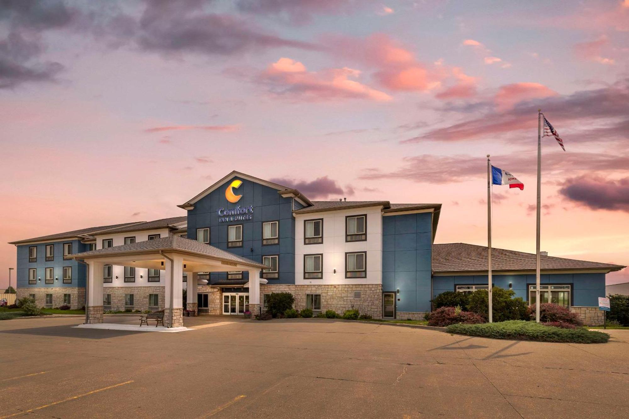 Comfort Inn & Suites Grinnell Near I-80 Extérieur photo