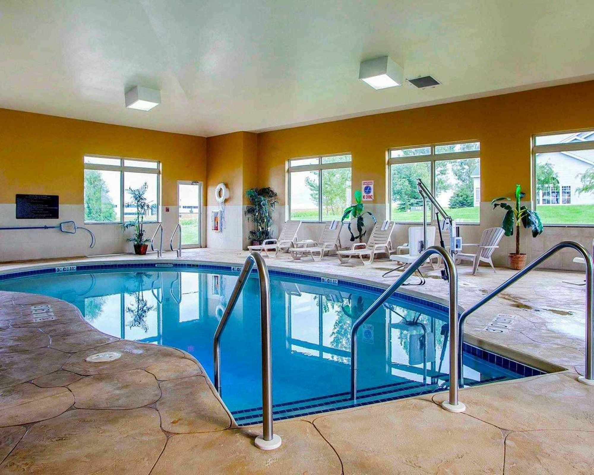 Comfort Inn & Suites Grinnell Near I-80 Extérieur photo