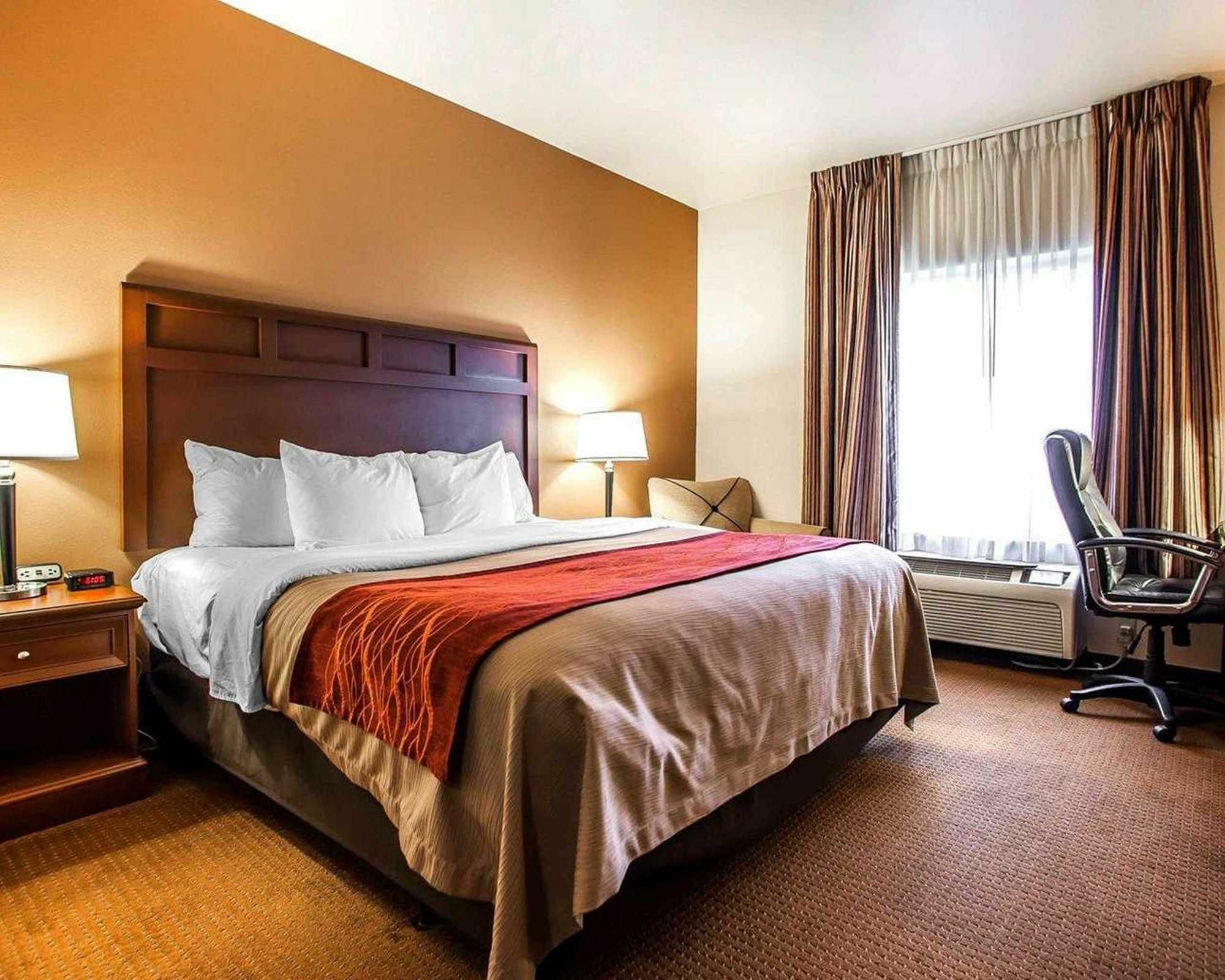 Comfort Inn & Suites Grinnell Near I-80 Extérieur photo