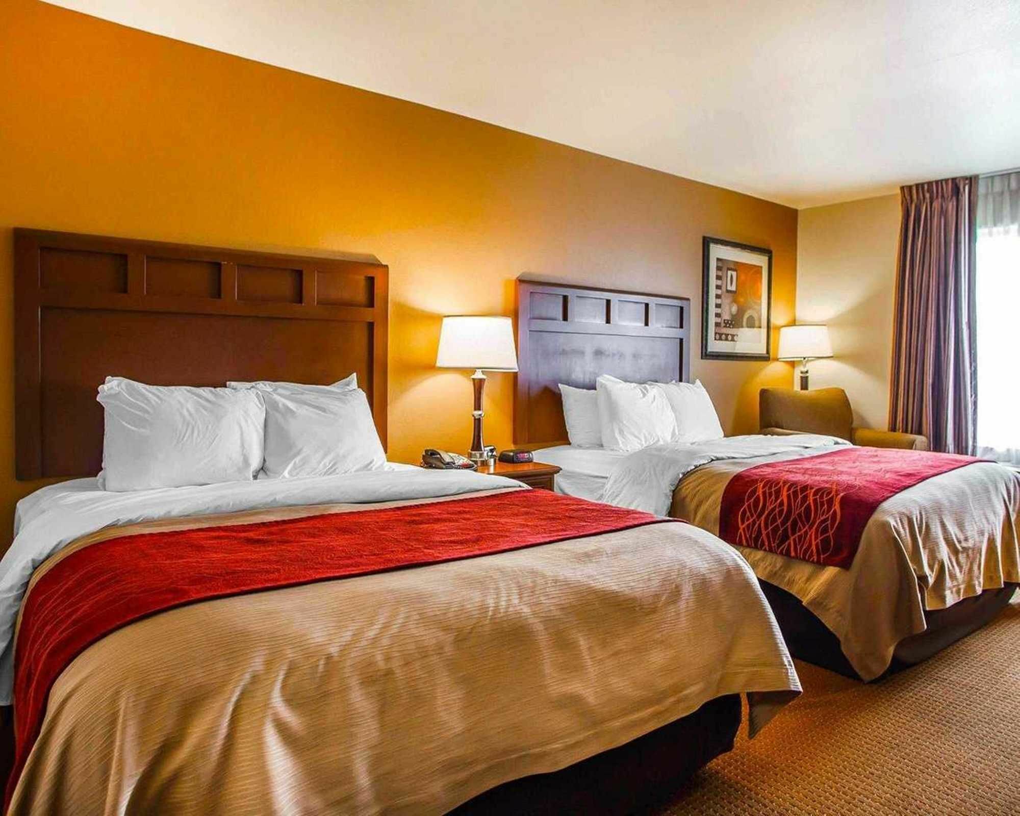 Comfort Inn & Suites Grinnell Near I-80 Extérieur photo