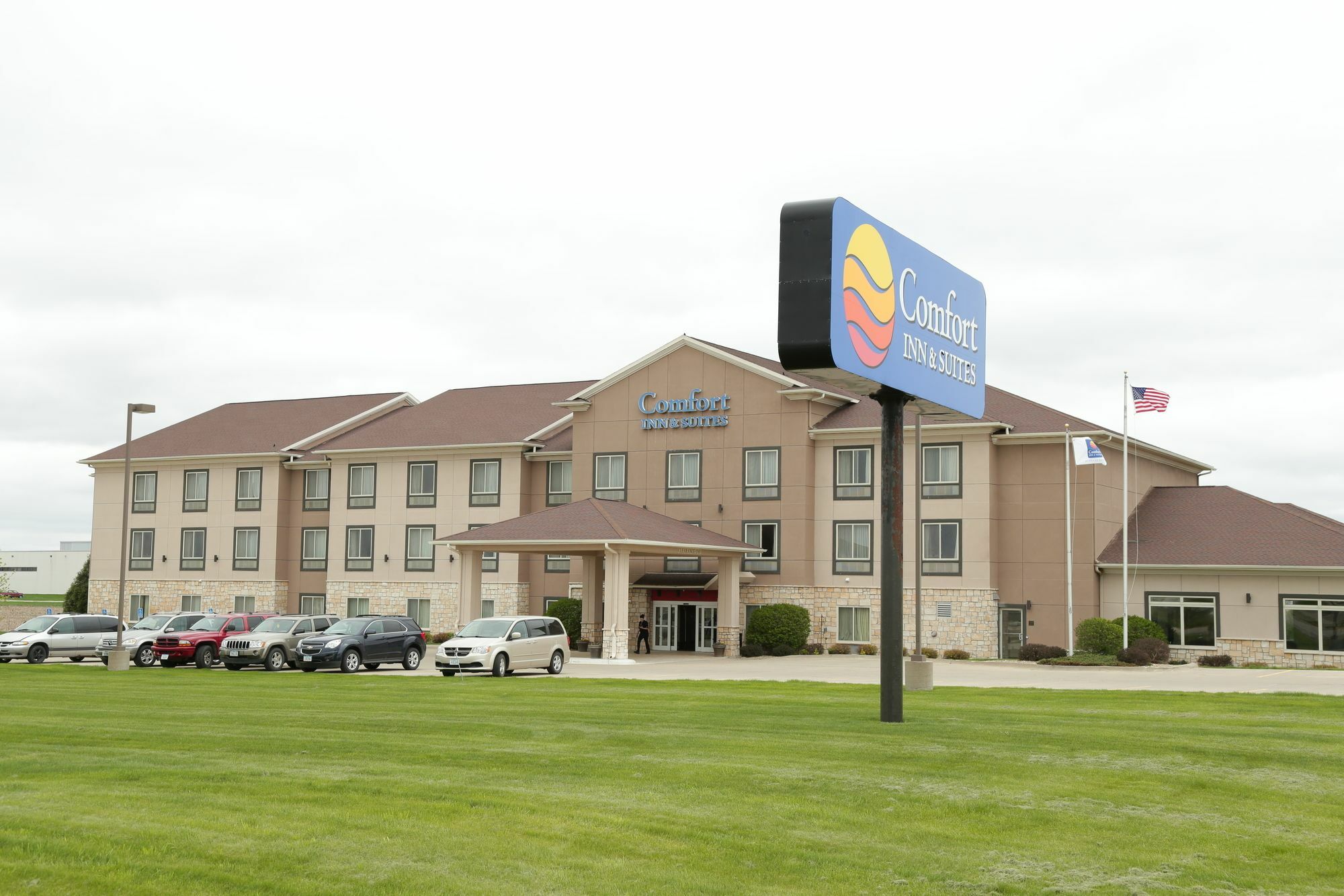 Comfort Inn & Suites Grinnell Near I-80 Extérieur photo