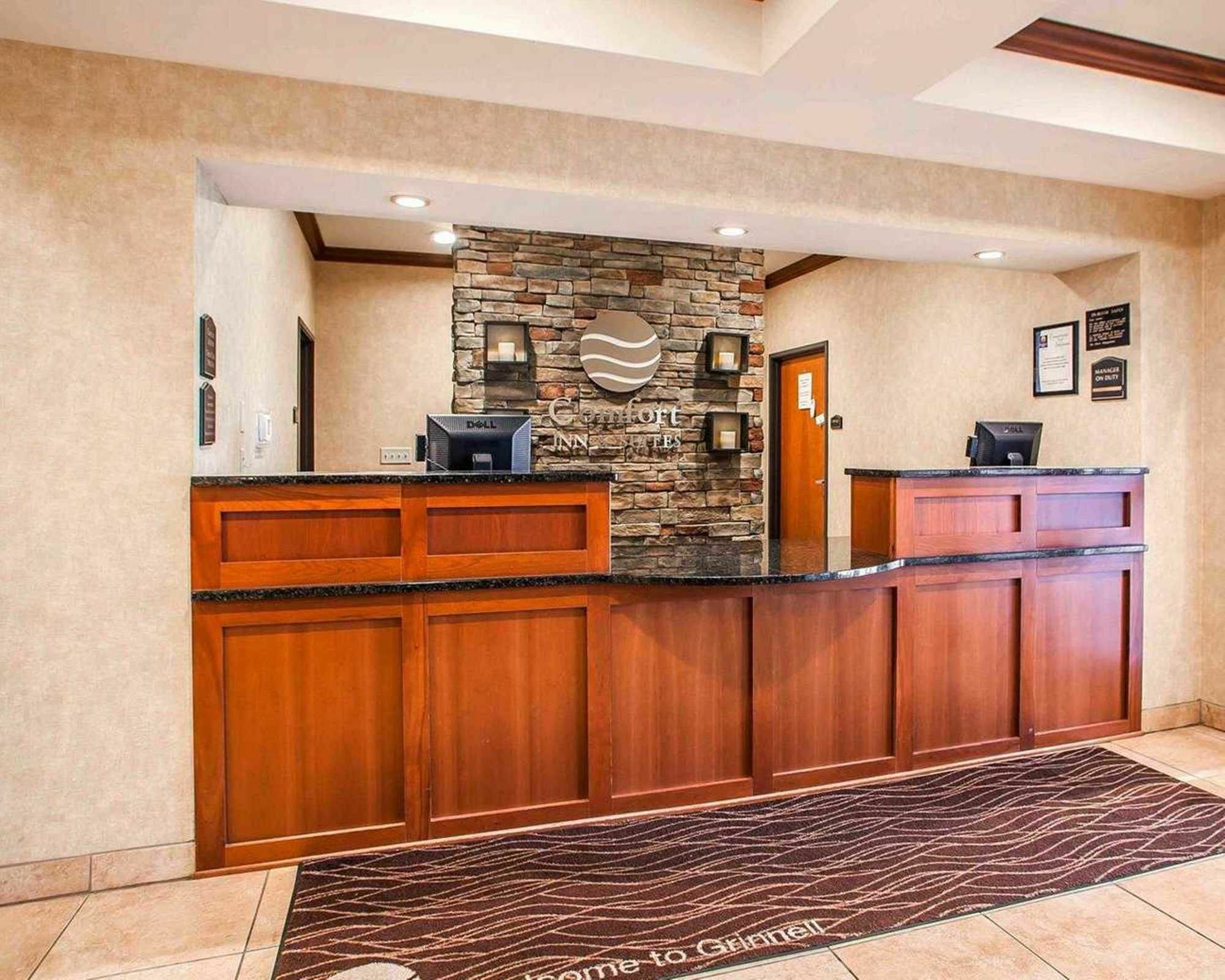Comfort Inn & Suites Grinnell Near I-80 Extérieur photo